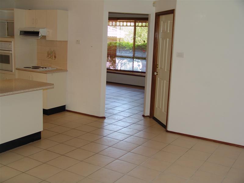 Large Private Yard Picture 2