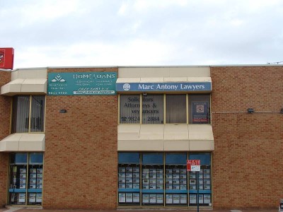 Prominent Corner Picture