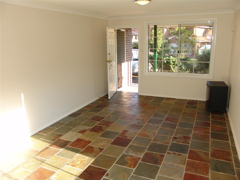 Rare As Hens Teeth! Picture 3