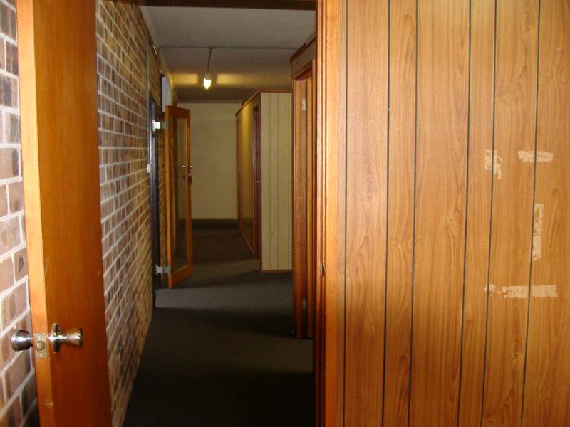 Busy Suburban Location Picture 2