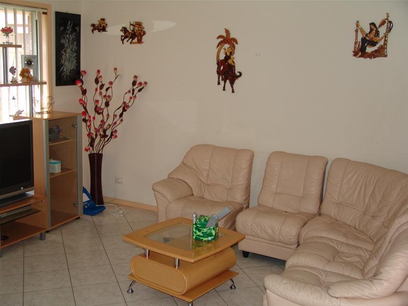 Villa Living Picture 2