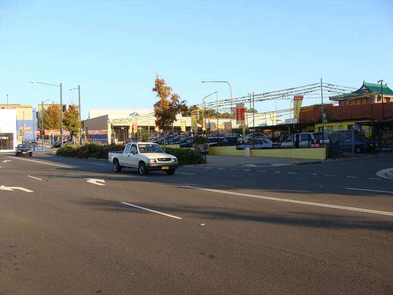 Car Yard in Liverpool CBD Picture 1