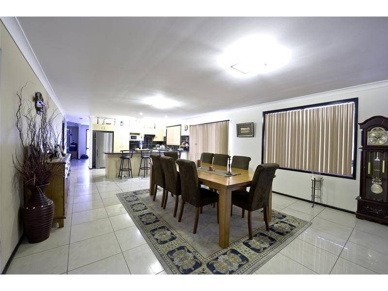 Spacious Family Home Picture 2