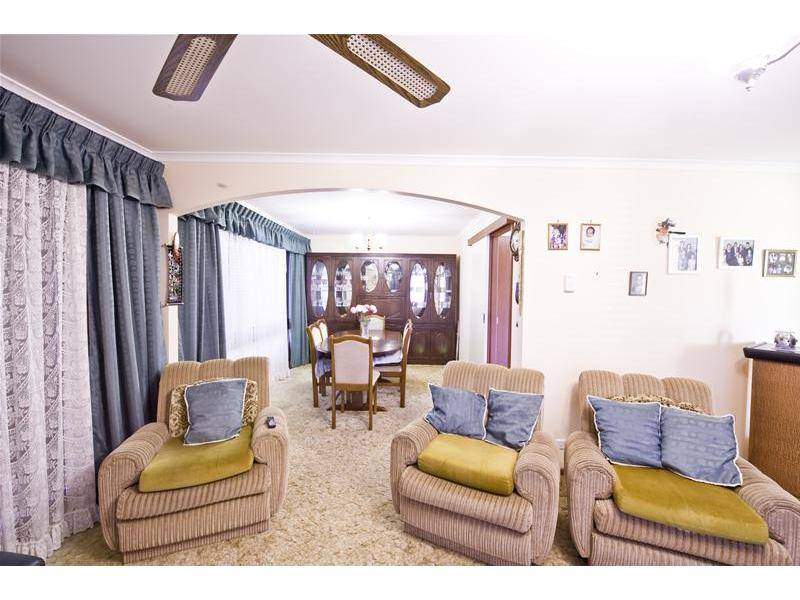 Country Life Awaits Picture 2