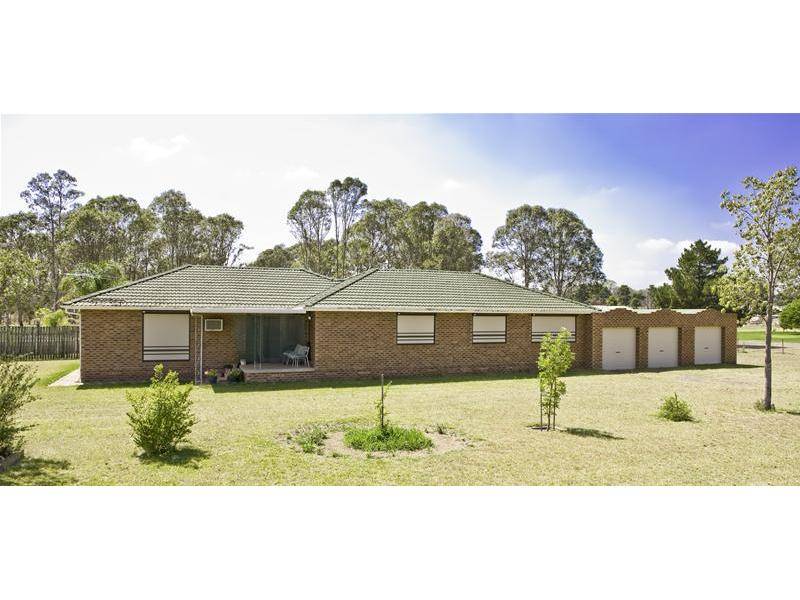 Country Life Awaits Picture 1