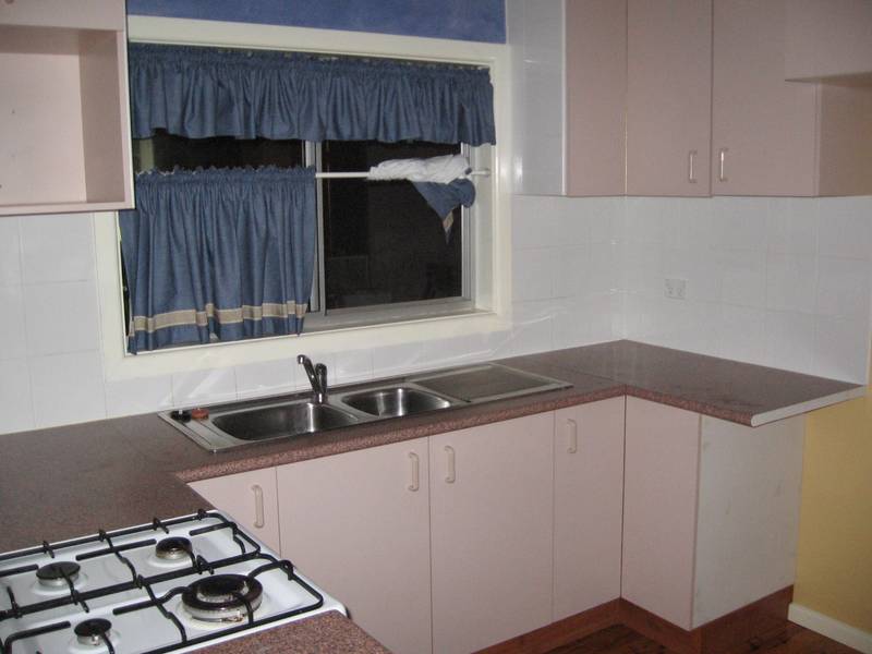 DEPOSIT TAKEN Picture 2