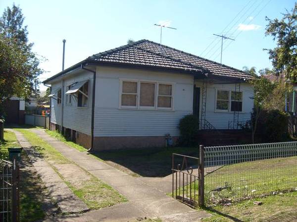 3 Bedroom home $280 pw Picture