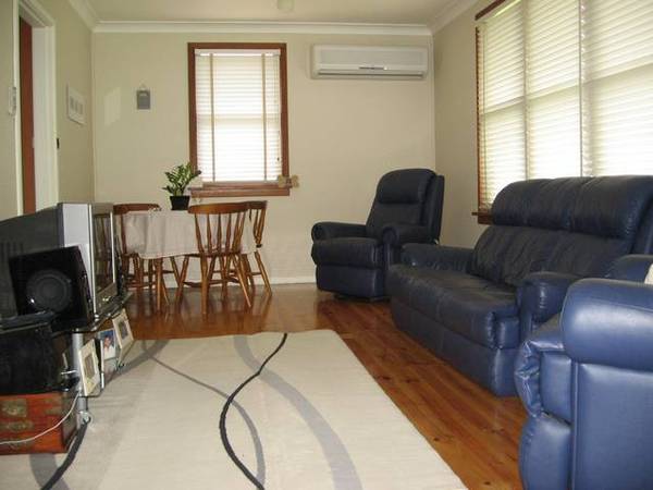 FULLY RENOVATED HOME Picture