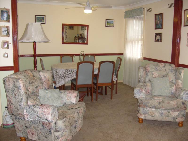 EXCELLENT FIRST HOME, ALREADY RENOVATED Picture 3