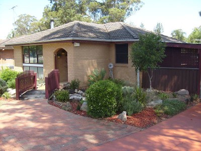 BEAUTIFULLY RENOVATED Picture