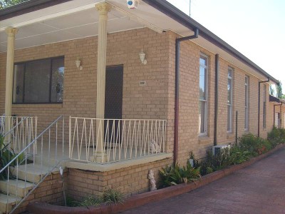 MASSIVE VILLA Picture