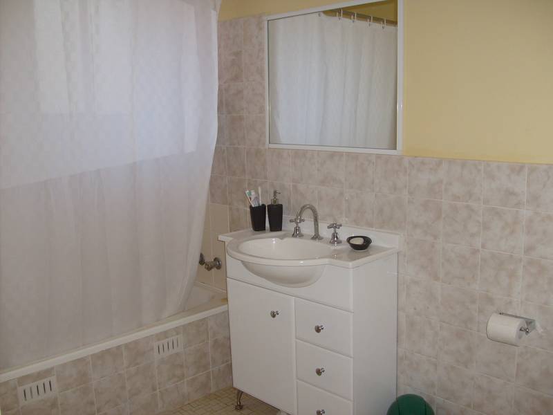 GROUND FLOOR RENOVATED UNIT Picture 3