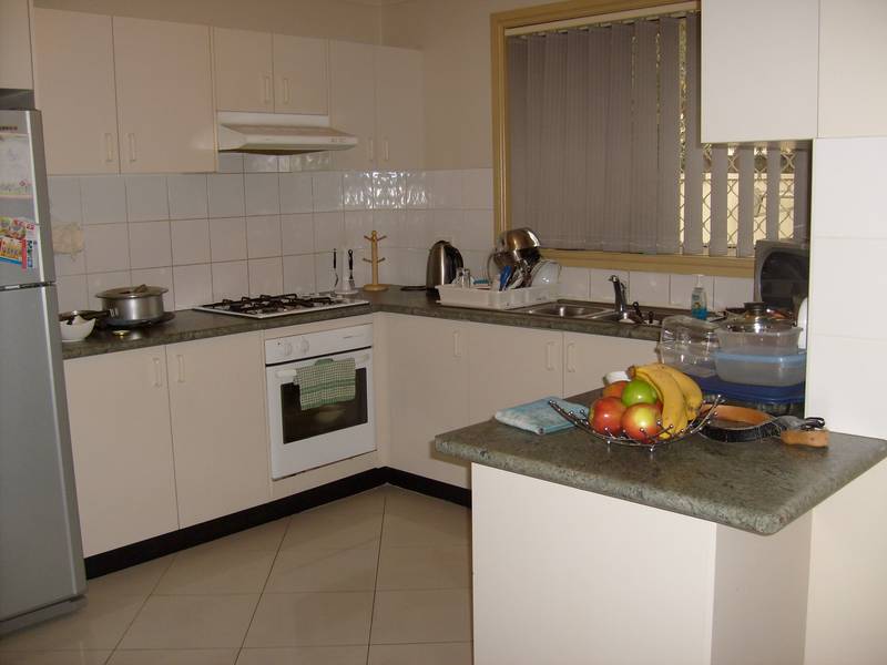 CENTRAL LOCATION Picture 2