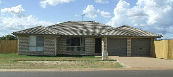 Clean and Tidy Modern Home Picture 1