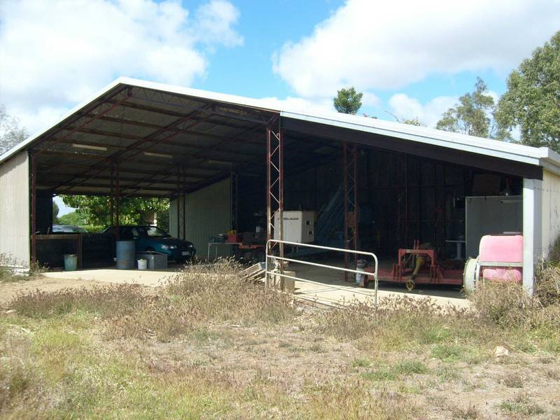 Income Earner or Subdivide Picture 3