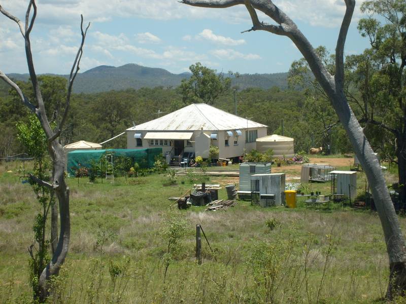 Peaceful Living In The Country Picture 1