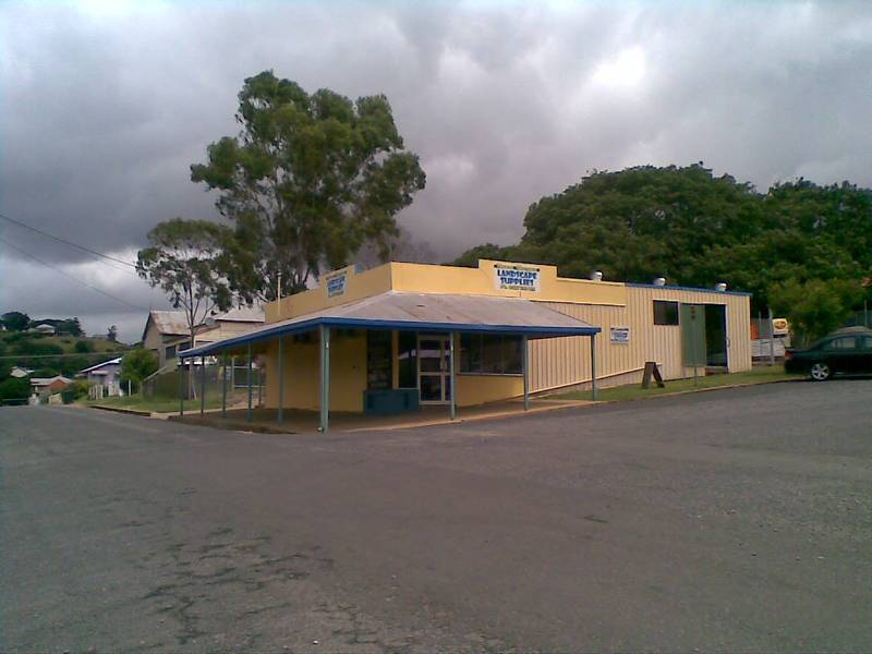 Business Premises Up For Grabs Picture 1