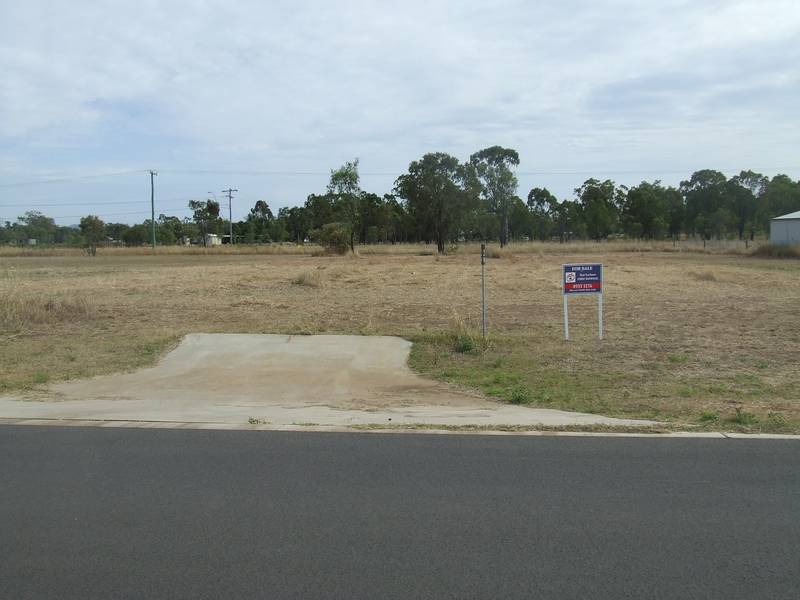 Approx 1 Acre in Gracemere Picture 1