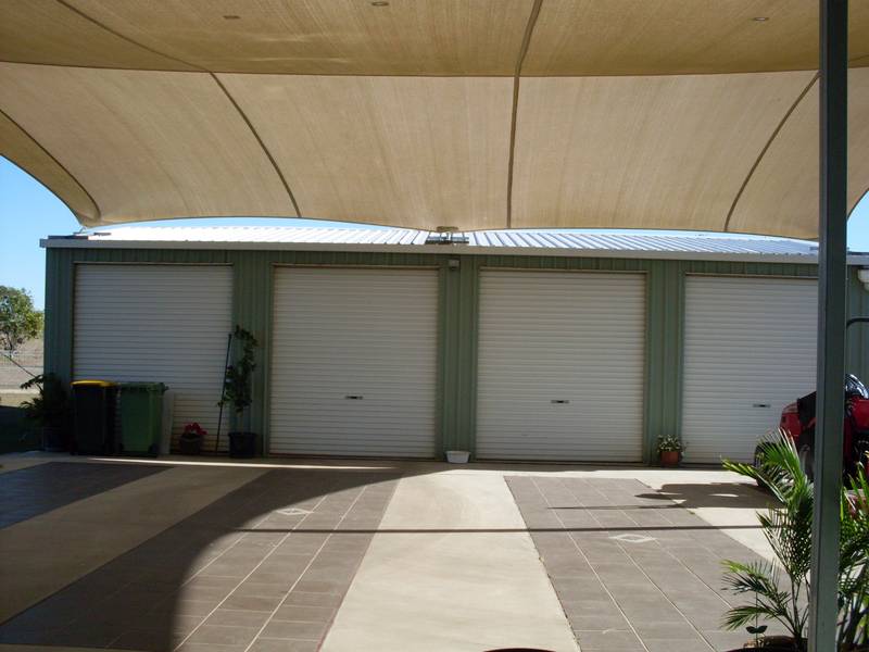 Brick Home ~ 5 Ha ~ 4 Bay Shed Picture 2