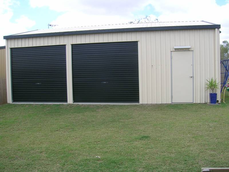 Executive on Davies Picture 3