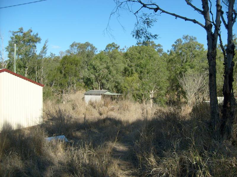 9 Acres ~ 32Km to Rocky Picture 3