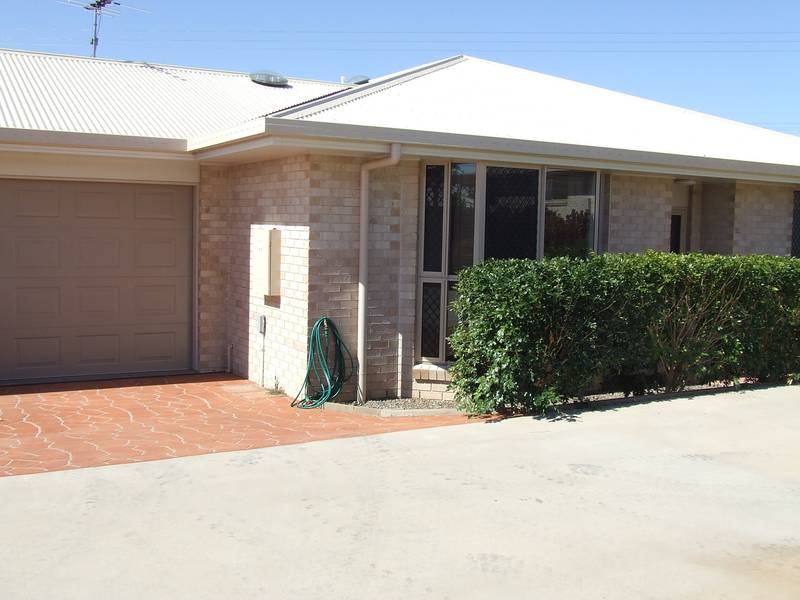 Quiet Modern Unit Picture 1