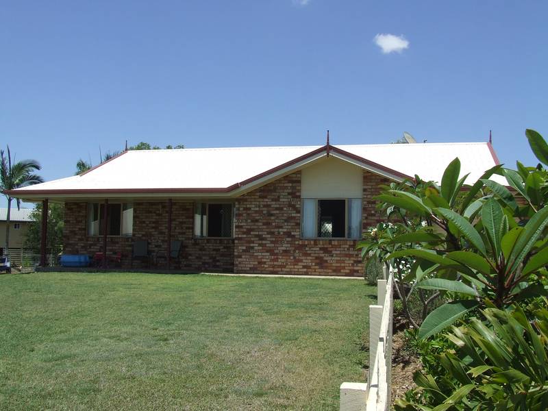 1241 sq mtrs ~ Bore ~ Shed ~ Home Picture 2