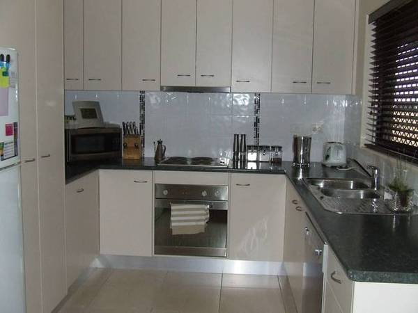 Great Home ~ Great Position Picture 3