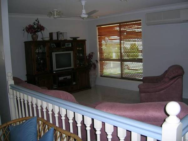 Immaculate 4 Bedroom Home on 800 sq mtr Picture Immaculate 4 Bedroom Home on 800 sq mtr Picture
