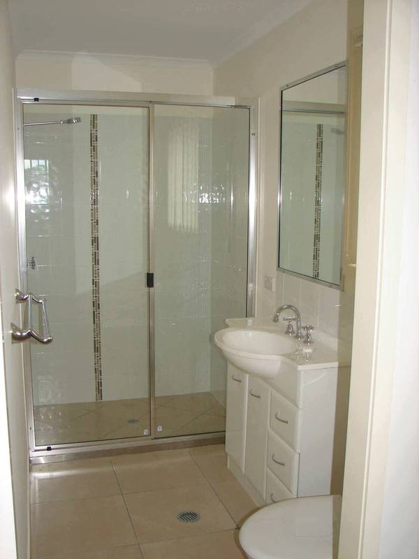 PRIVACY ~ 4 BEDROOM NEW HOME Picture 3