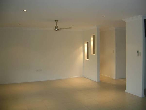 Elevated Rural Views plus stylish Home In Town Picture 3