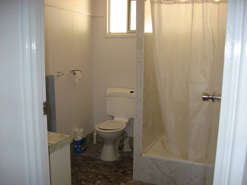 3 Bedroom Brick Unit Picture 3