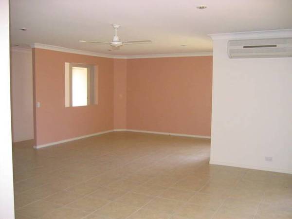 For Rent Picture 2
