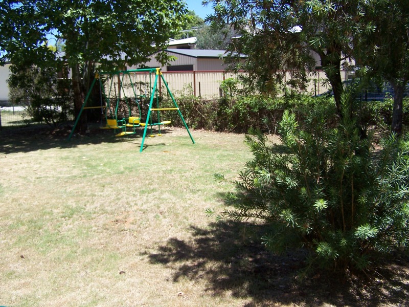 VALUE ! VALUE!
-
NEAT AND TIDY Picture 3