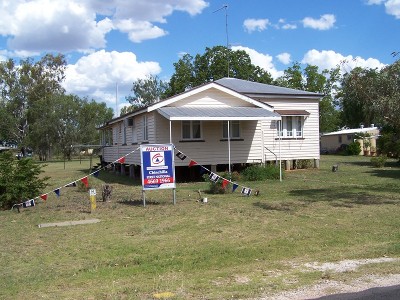 3604 SQUARE METERS + HOUSE !!! Picture