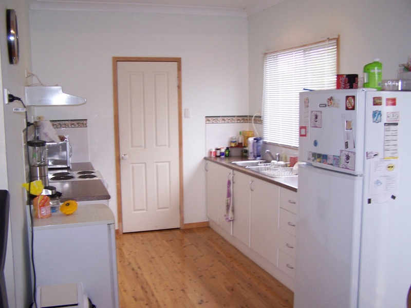 OWNER RELOCATING -
MUST SELL !!!!! Picture 3