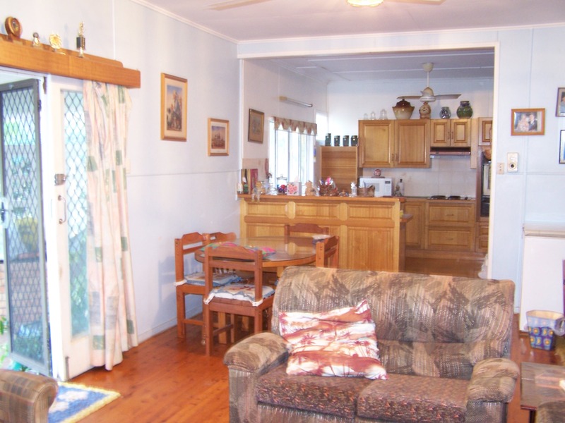 IDEAL FOR THE FAMILY - GREAT LOCATION Picture 3