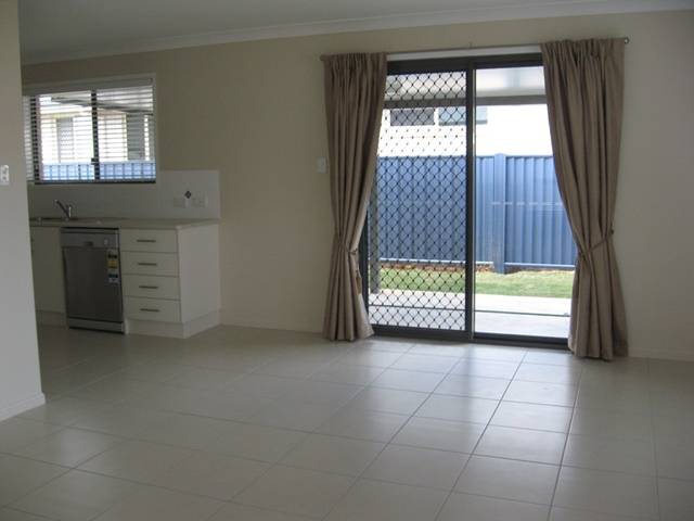 FOR RENT - BRAND NEW UNIT Picture 3