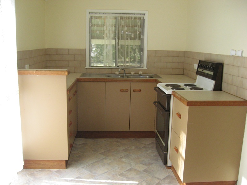 COTTAGE WITH A FUTURE Picture 3