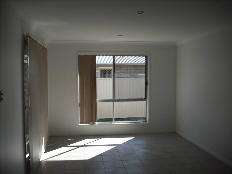 BRAND NEW 4 BEDROOM HOME Picture 3