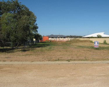 INVEST OR BUILD NOW Picture INVEST OR BUILD NOW Picture