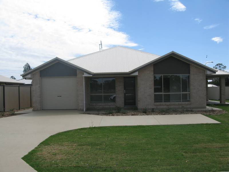 AS BIG AS A HOUSE Picture 1