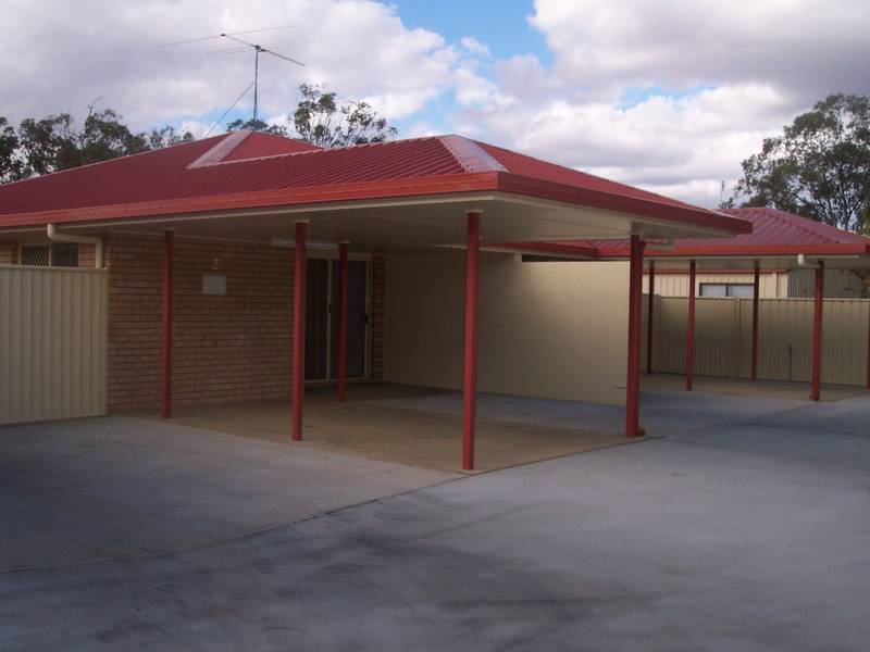 NEAR NEW 2 BEDROOM UNIT Picture 2