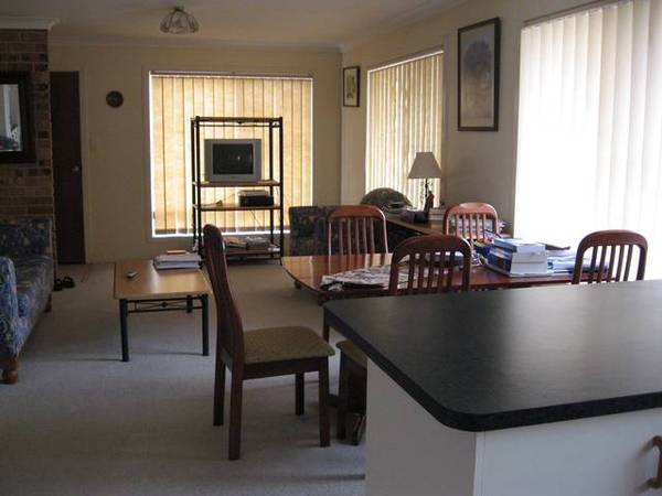 TIDY BRICK HOME Picture 3