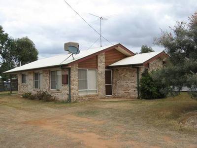 TIDY BRICK HOME Picture