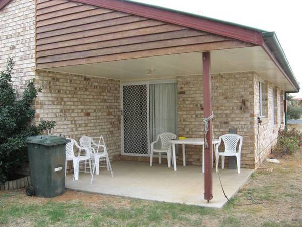 TIDY BRICK HOME Picture 2