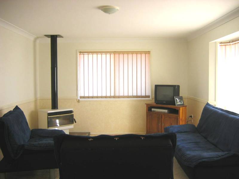 FOR RENT - FULLY FURNISHED Picture 3
