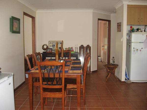 TIDY BRICK - TENANTED Picture 3