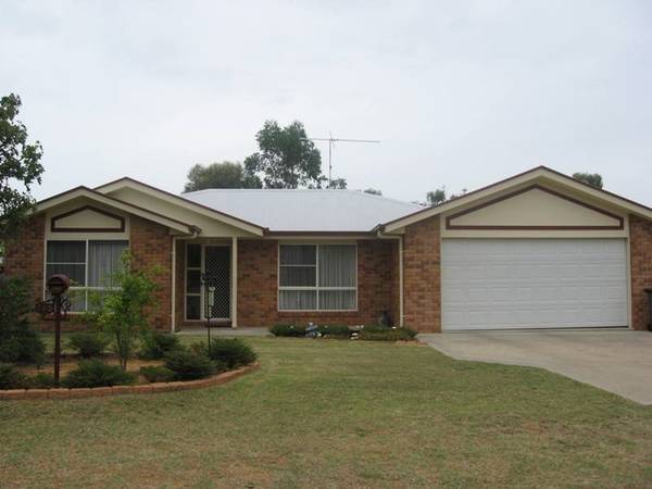 TIDY BRICK - TENANTED Picture 1