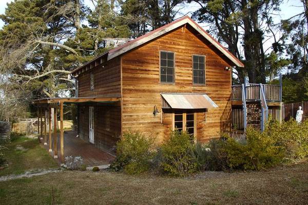 An original Cedar Barn Picture 2